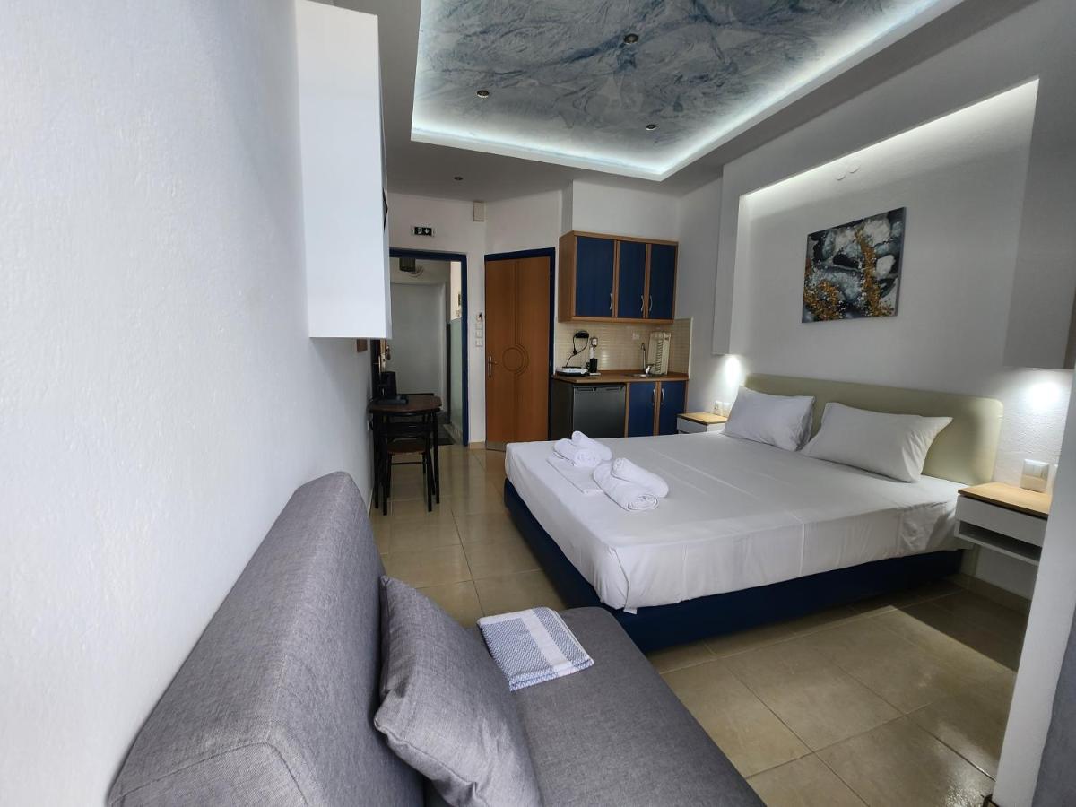 Aparthotel The Blue Néa Péramos