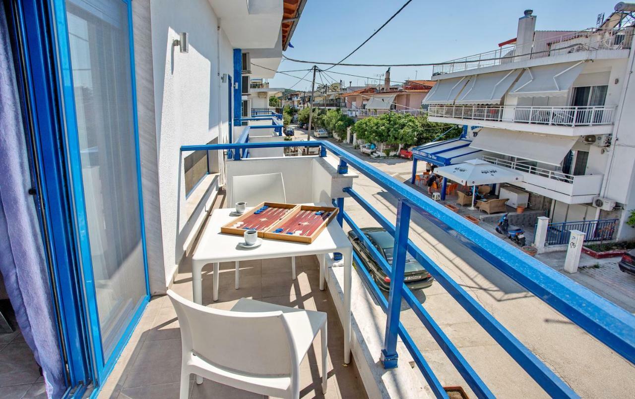 The Blue Aparthotel Néa Péramos